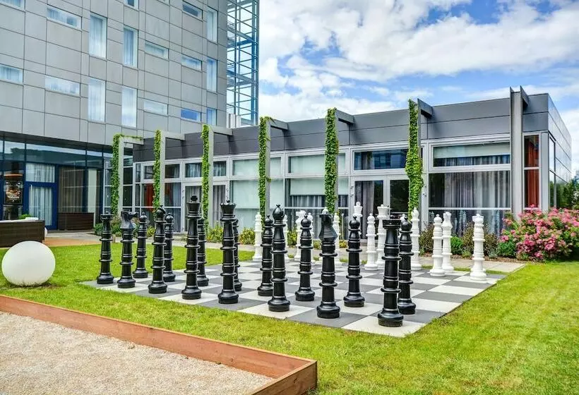 هتل Holiday Inn Prague Airport, An Ihg