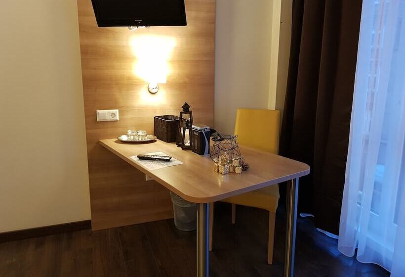 Luise Mannheim   By Superfly Hotels
