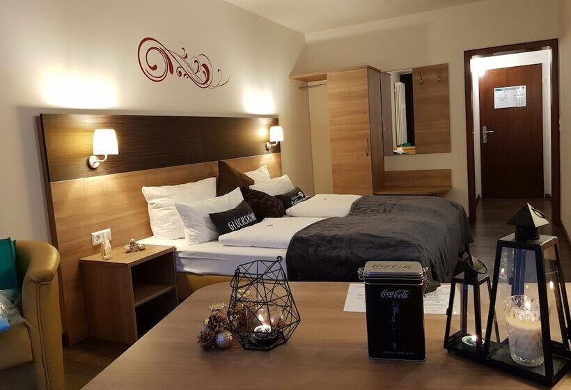 Luise Mannheim   By Superfly Hotels