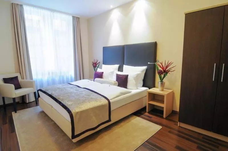 Hotel Merkur Superior