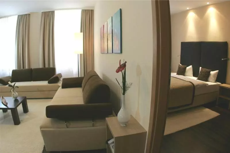 Hotel Merkur Superior