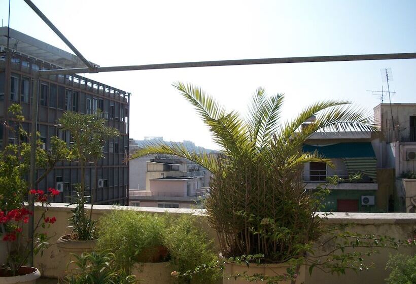 בית מלון כפרי Minoa Athens