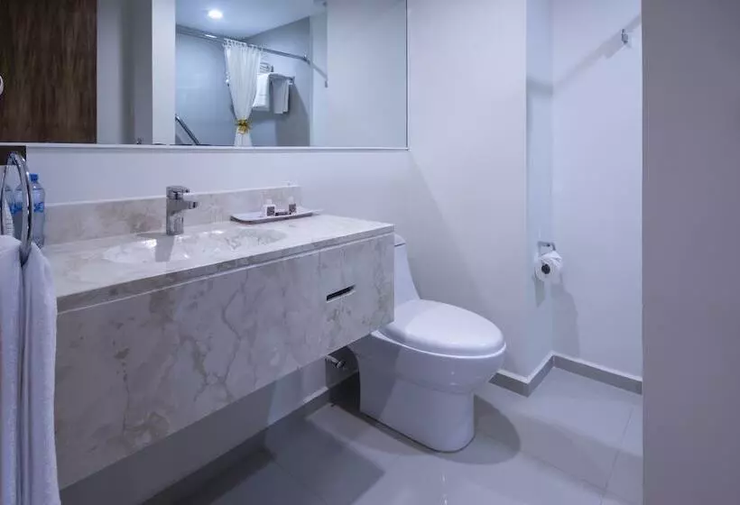 Отель Mision Express Merida Altabrisa