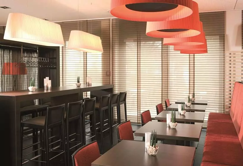 酒店 NH Ludwigsburg