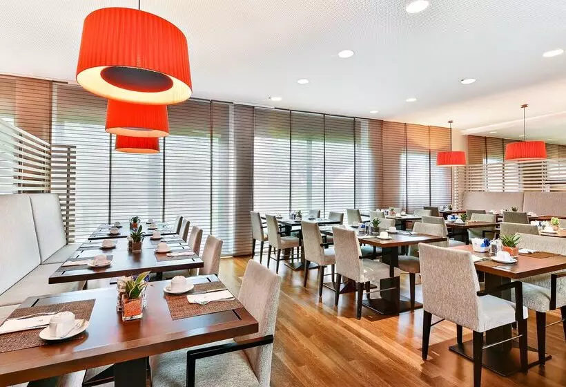 酒店 NH Ludwigsburg