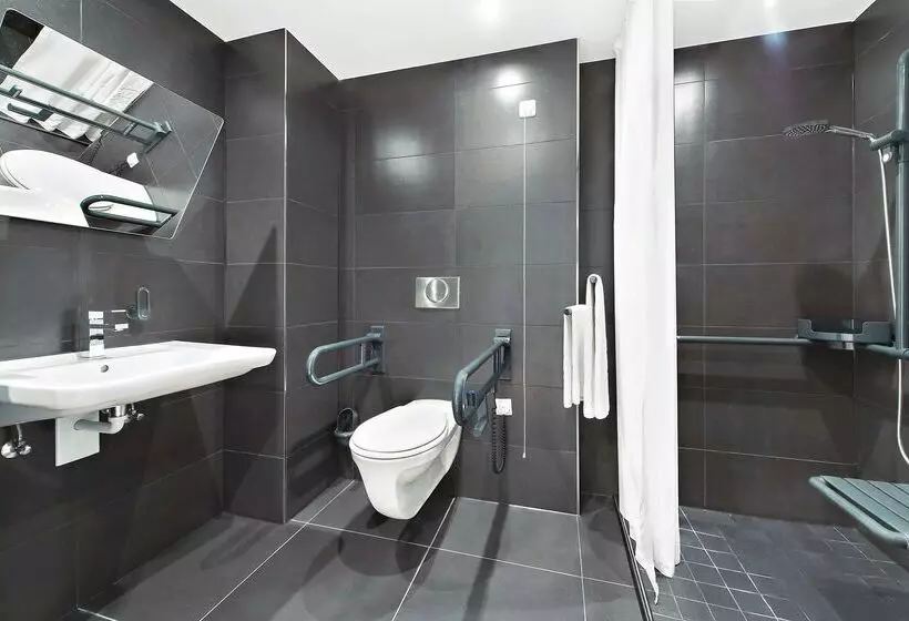 酒店 NH Ludwigsburg