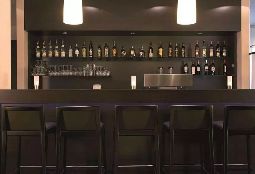 酒店 NH Ludwigsburg