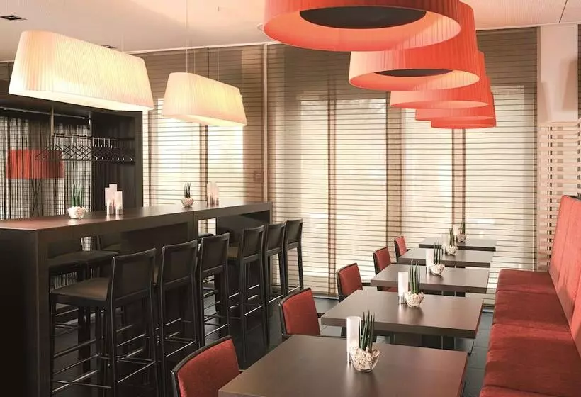 酒店 NH Ludwigsburg