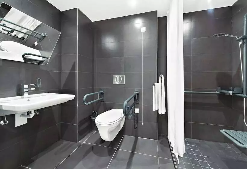 酒店 NH Ludwigsburg