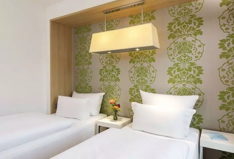 酒店 NH Ludwigsburg