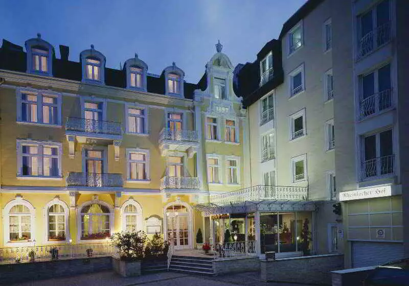 ホテル Rheinischer Hof Bad Soden