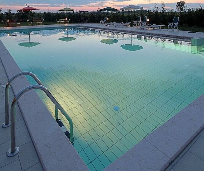 田舎風ホテル Il Milione Country