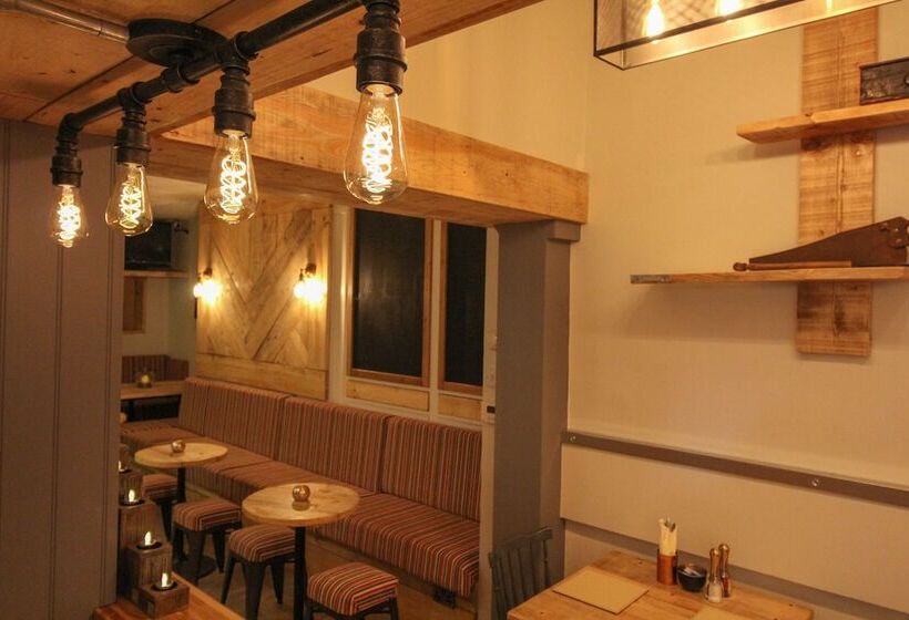 호텔 Scarborough Travel And Holiday Lodge