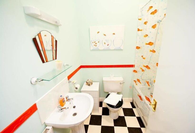 호텔 Scarborough Travel And Holiday Lodge