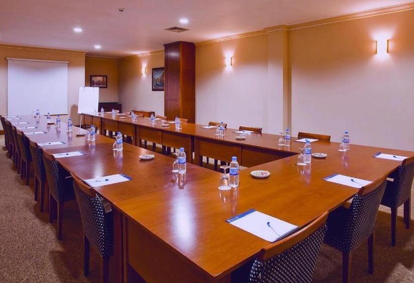 Отель The Green Park Kartepe