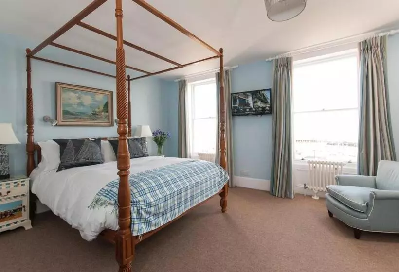 酒店 The Royal Harbour