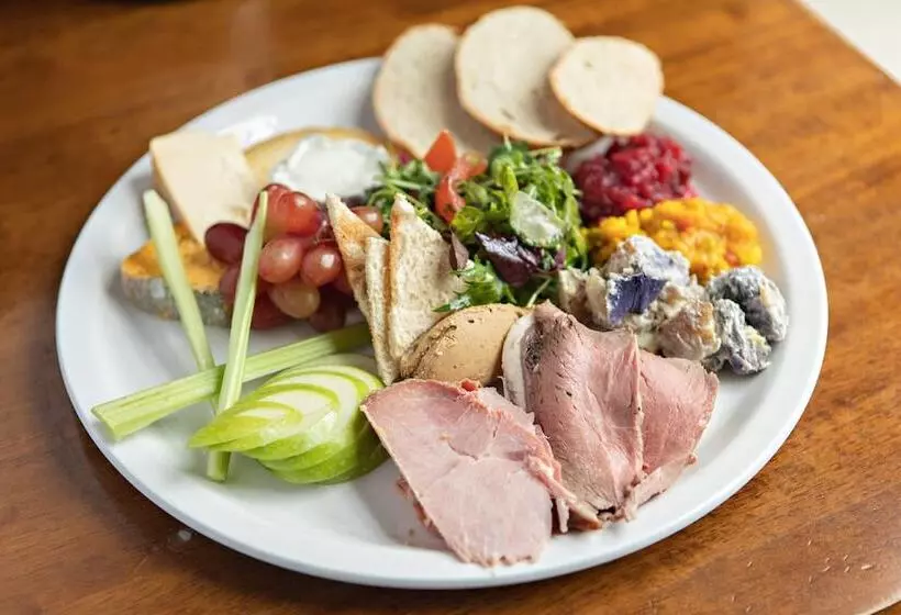 Hotel The White Swan Inn