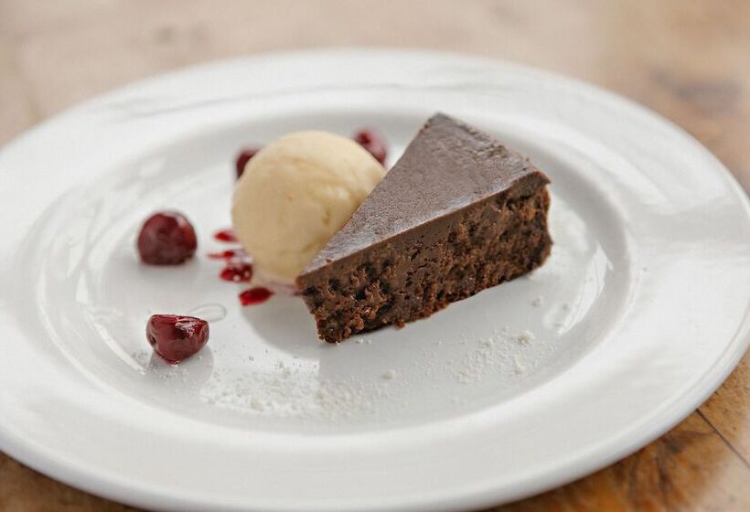 호텔 The White Swan Inn