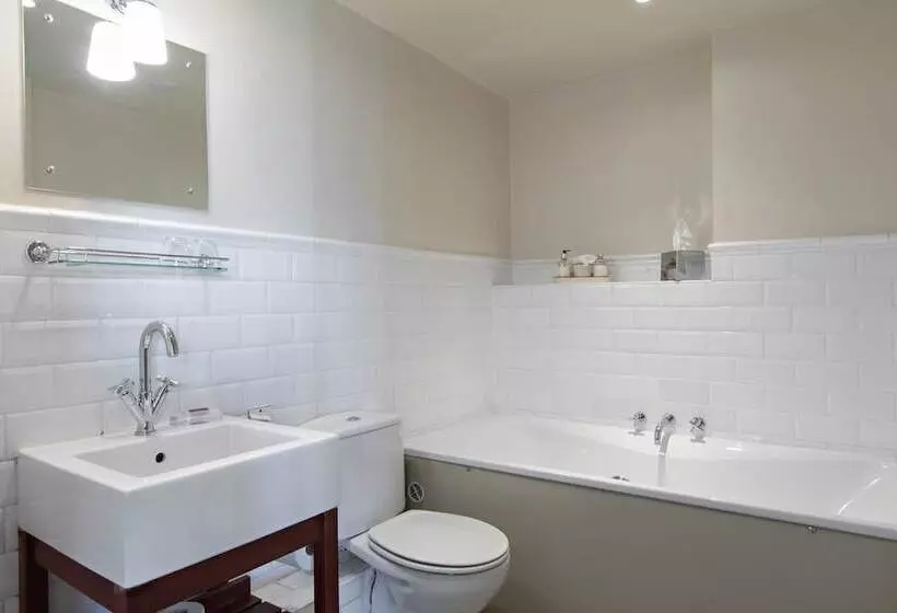 Hotel The White Swan Inn