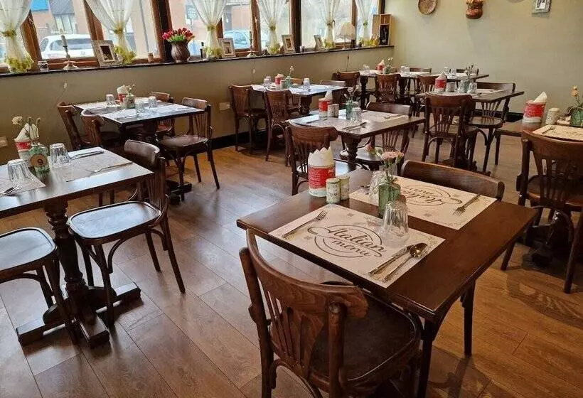 ホテル Travel Plaza