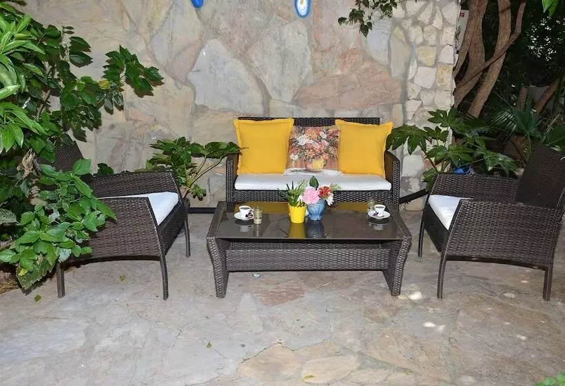 ホテル Villa Monte