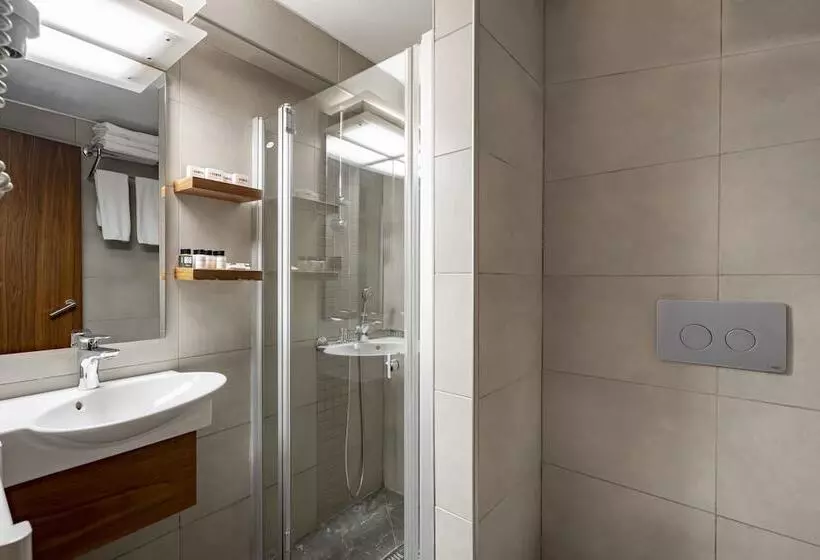 Jura Hotels Kervansaray Uludag