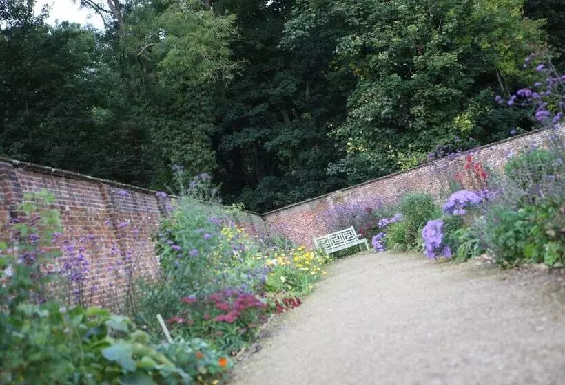 Lydiard Park Hotel & Conference Centre