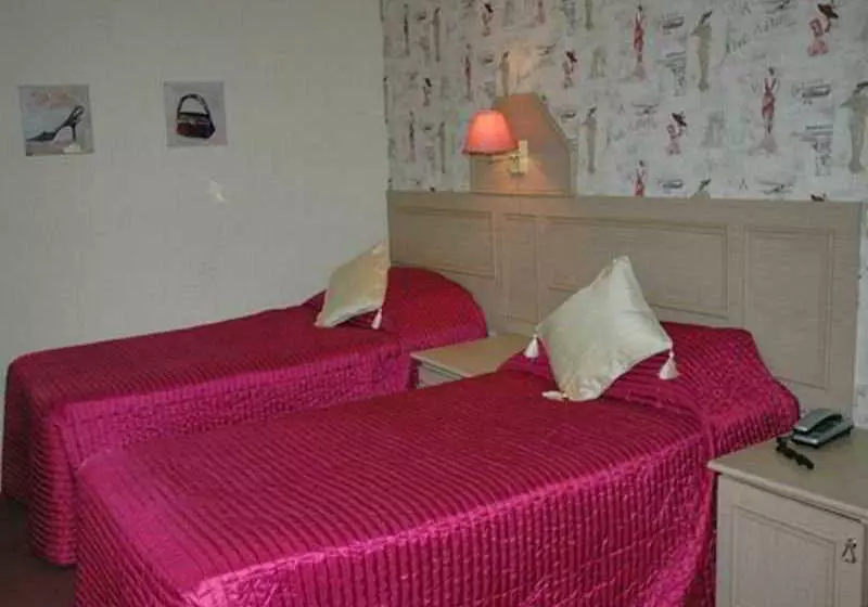 ホテル The Parisienne