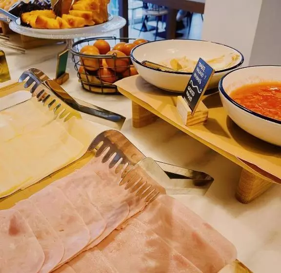 Retkeilymaja Latroupe La Granja