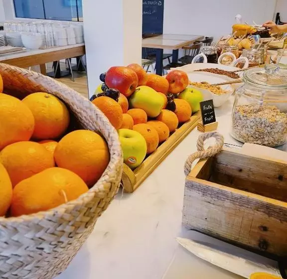 Retkeilymaja Latroupe La Granja