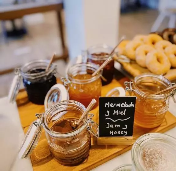 Retkeilymaja Latroupe La Granja