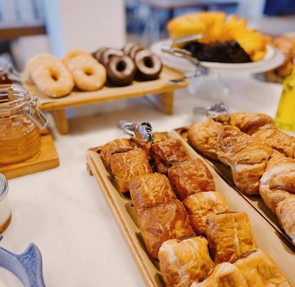 호스텔 Latroupe La Granja