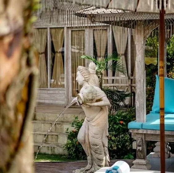 Aamiaismajoitus (B&B) Wana Shanti Villa