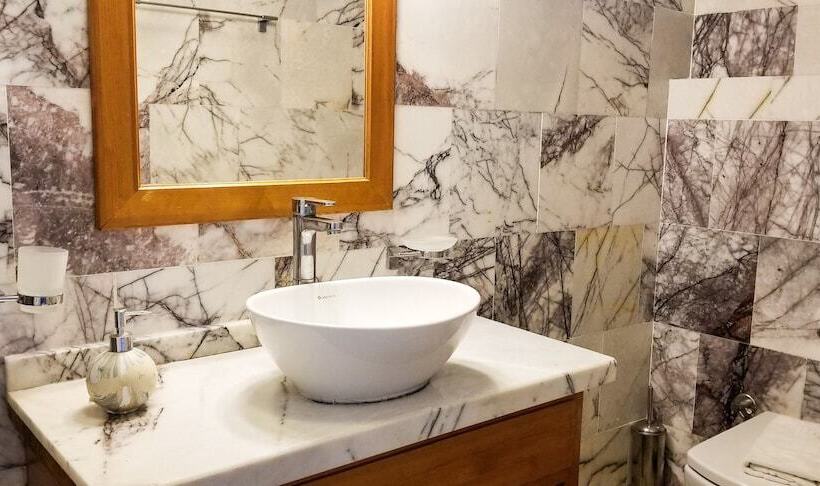 בית מלון כפרי Akyaka Gumus Konak