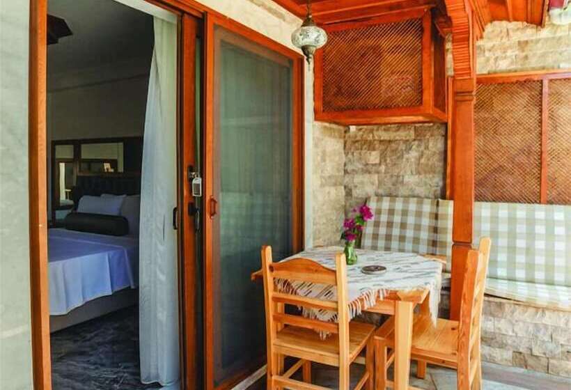 בית מלון כפרי Akyaka Gumus Konak