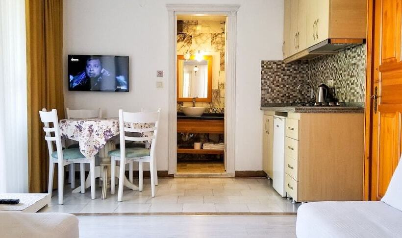 בית מלון כפרי Akyaka Gumus Konak