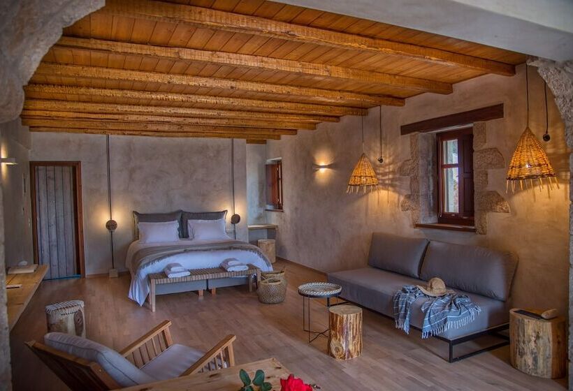 Отель Brazzo Di Maina