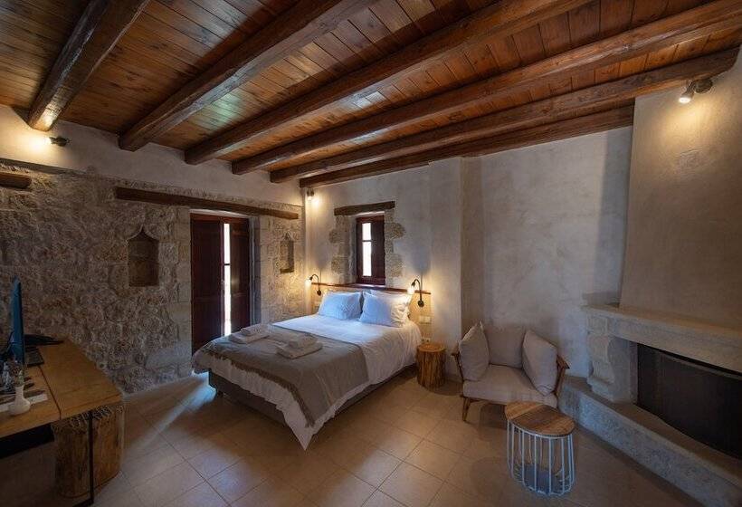 Отель Brazzo Di Maina