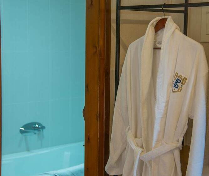 Отель Brazzo Di Maina