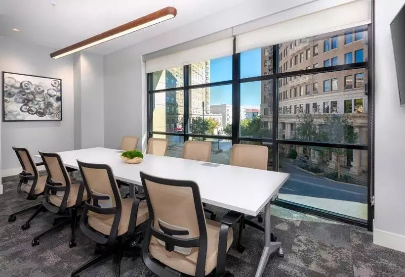 هتل Element Atlanta Midtown