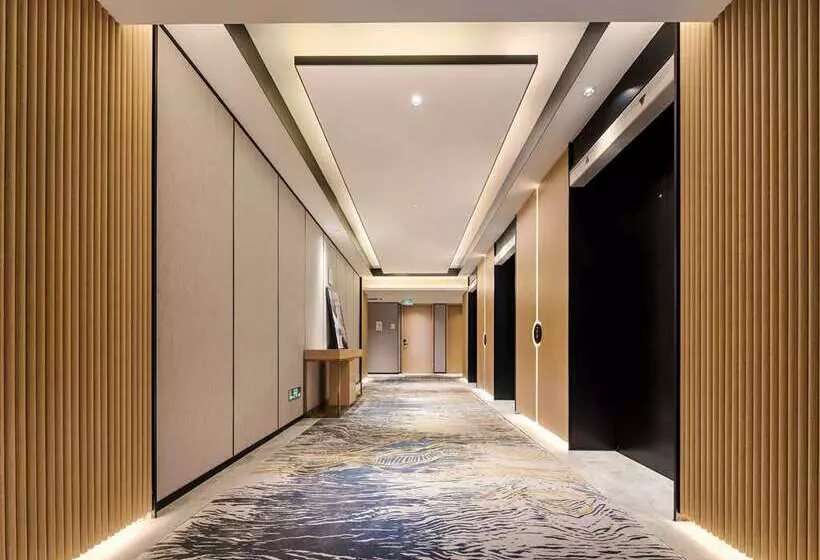 هتل Hilton Garden Inn Hefei Binhu New District