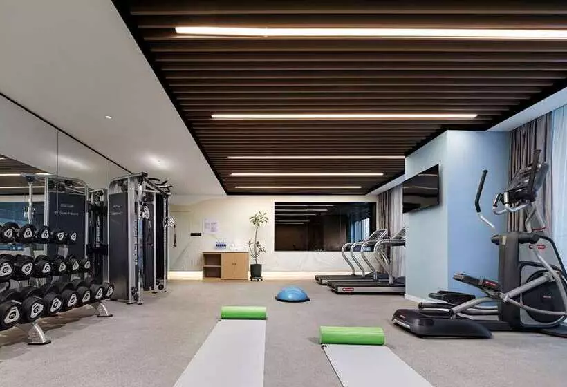 هتل Hilton Garden Inn Hefei Binhu New District