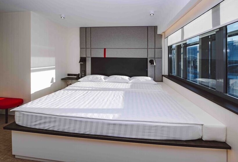 בית מלון כפרי Maxima Domodedovo