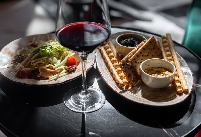 בית מלון כפרי Maxima Domodedovo