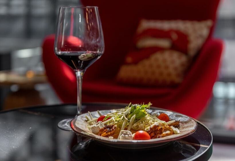 בית מלון כפרי Maxima Domodedovo