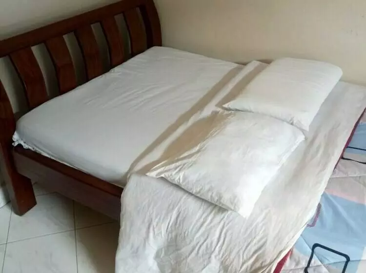 هتل Paramount Guest House