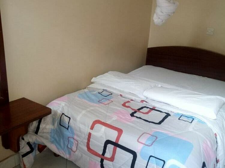 هتل Paramount Guest House