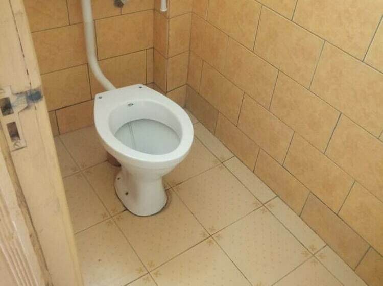 هتل Paramount Guest House