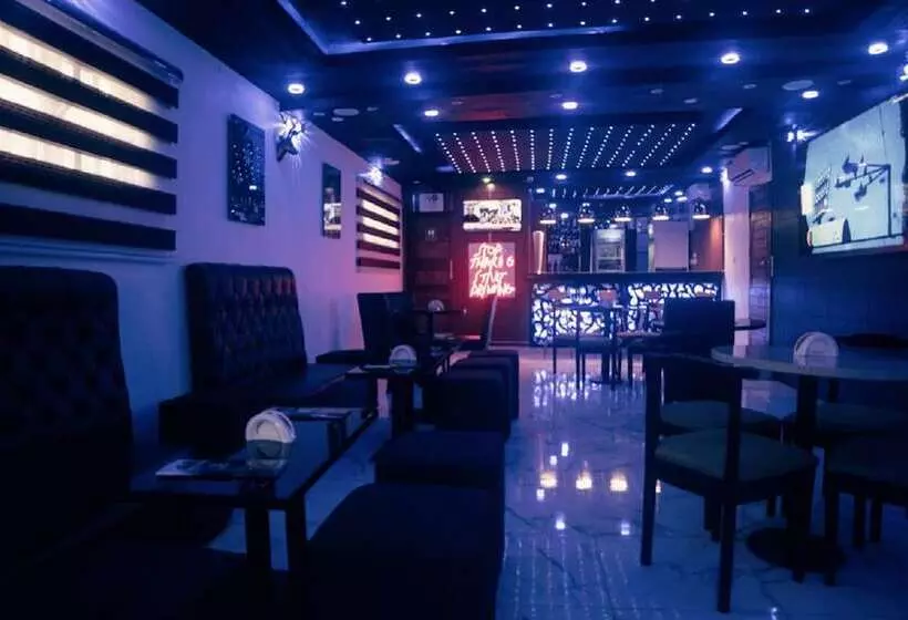 هتل Pasadena Suites