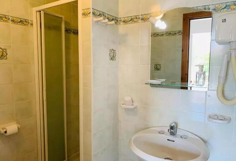 ホテル Pensione Casa Verde